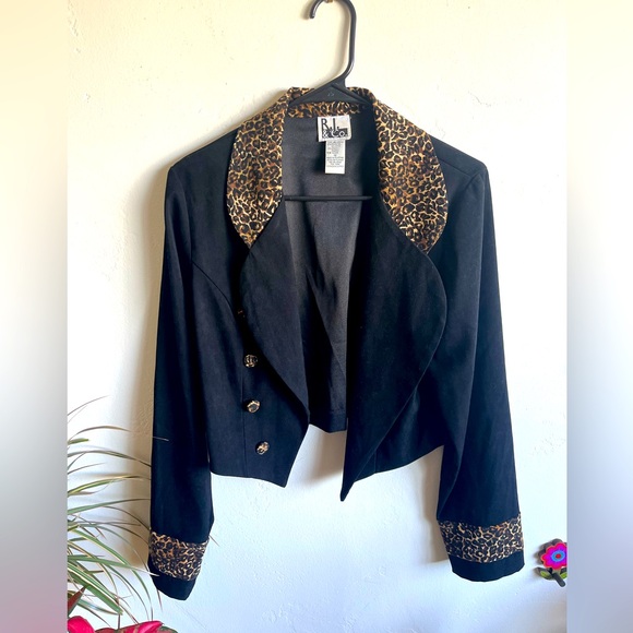 Jackets & Blazers - R.J. & Co Vintage black & leopard print blazer